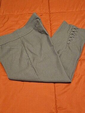 Chico's Perfect Stretch Pinstripe Capri Pants Size 1.5 Lace-Up Hem Detail